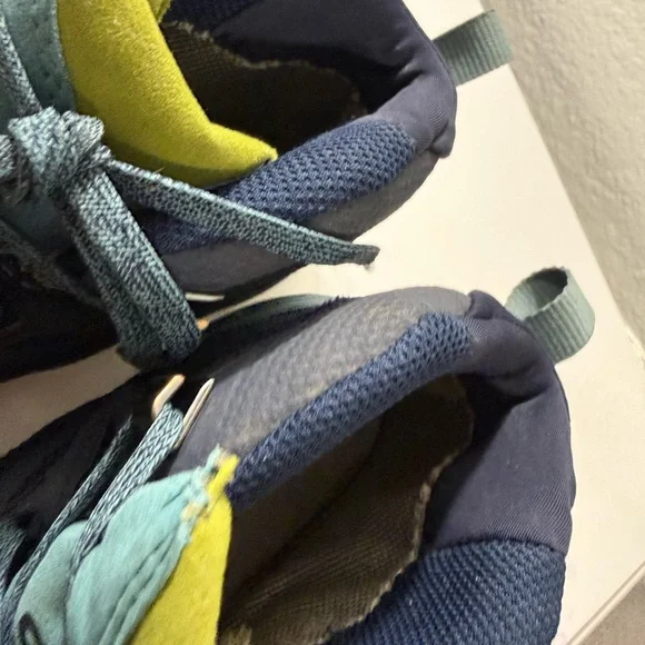 Salomon Blue and Green Hiking Boots - Picture 6 of 8